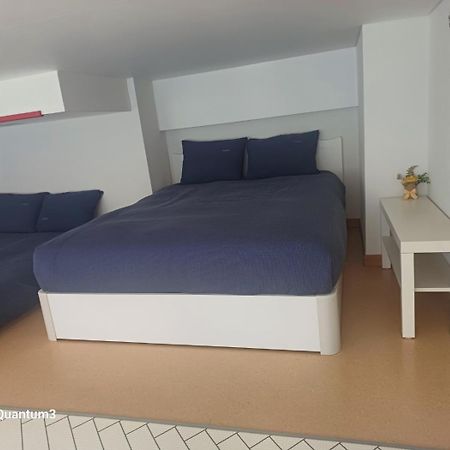 Hongdae Residence - 1Min From Hongik Uni Station Exit #1 سيول المظهر الخارجي الصورة
